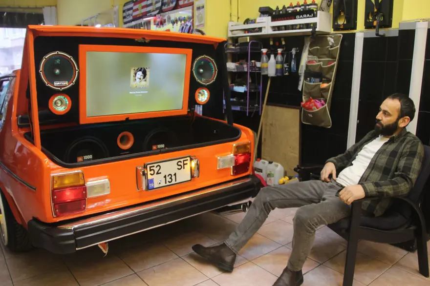 İŞ YERİNDE DEKOR OLARAK DURUYOR 2