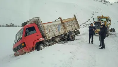 Kardan kapanan 209 mahalle ve mezra yolu ulaşıma açıldı