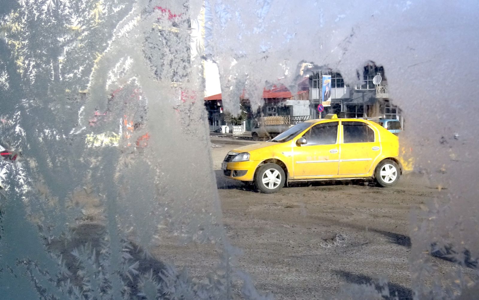 Kars’ta dondurucu soğuk: Hava sıcaklığı -12’ye düştü