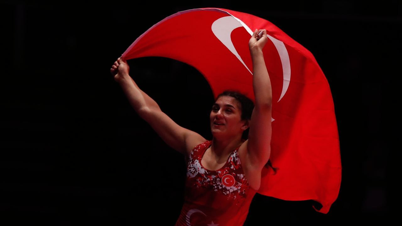 Nesrin Baş, 3. kez U23 dünya şampiyonu