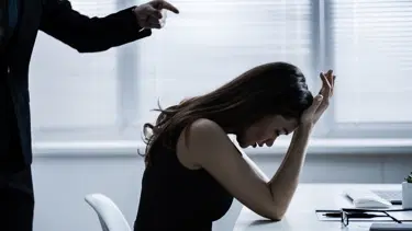 Tüm çalışanları ilgilendiriyor: Mobbing genelgesi Resmi Gazete'de