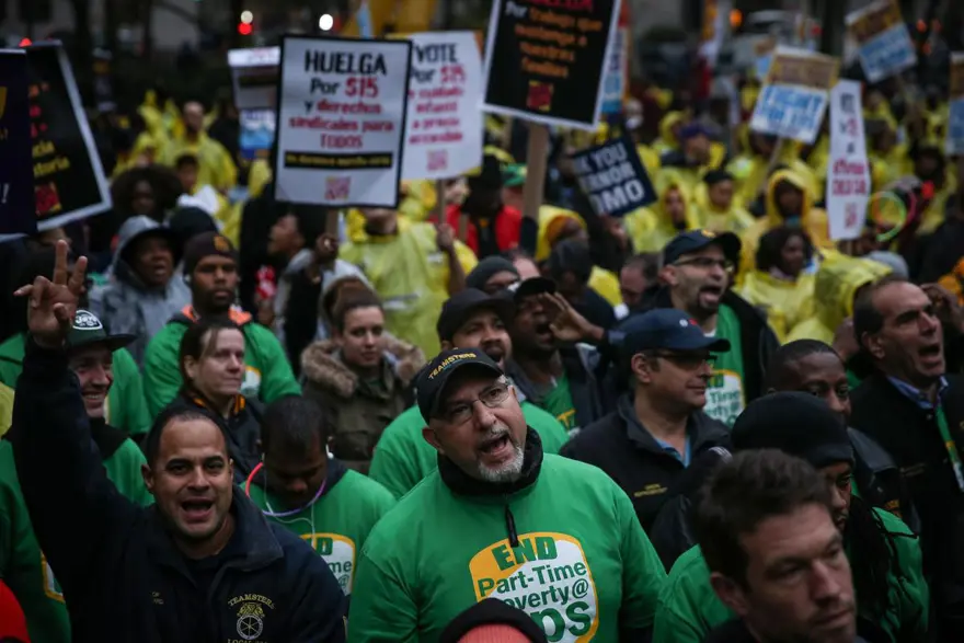 ABD'de yüzbinler sokaklara döküldü 6