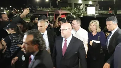 ABD'li Rahip Brunson Türkiye'den ayrıldı