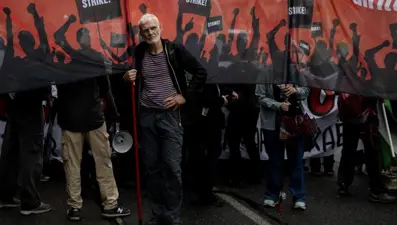 İtalyan liman işçilerinden İsrail'e silah engeli: Denize çıkan yolları kapattılar