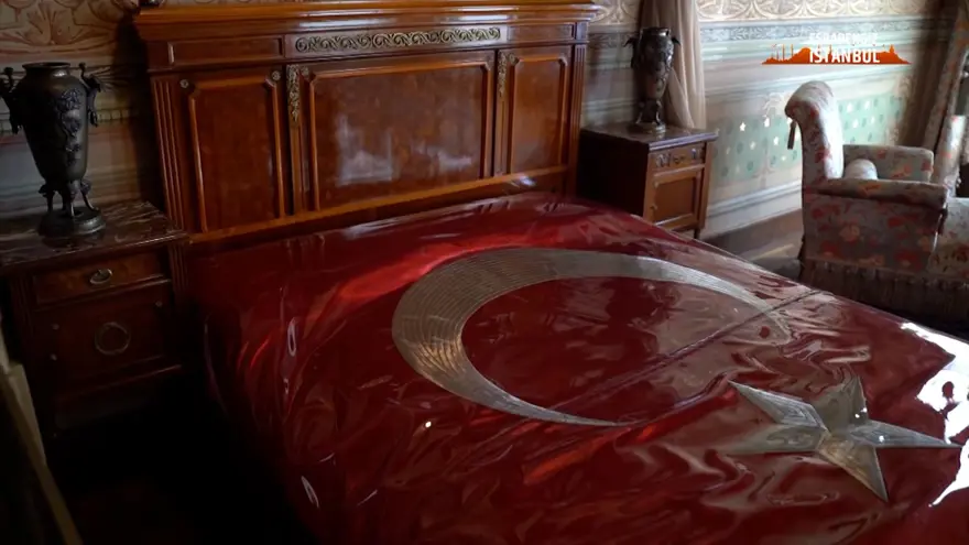 DOLMABAHÇE SARAYI ATATÜRK'ÜN ODASI 9
