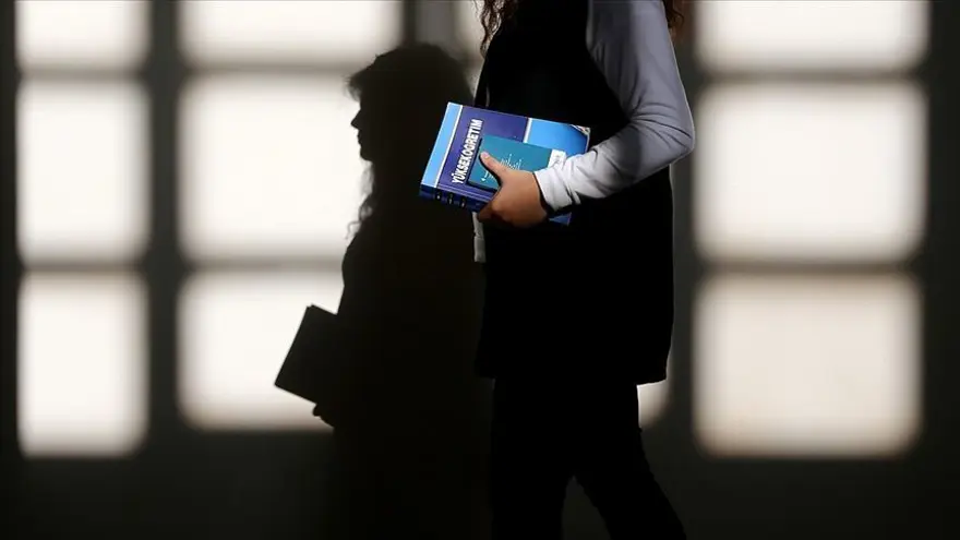 ARAŞTIRMA GÖREVLİSİ 18