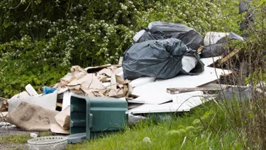 Çöp tesisinde parçalanmış bebek cesedi bulundu