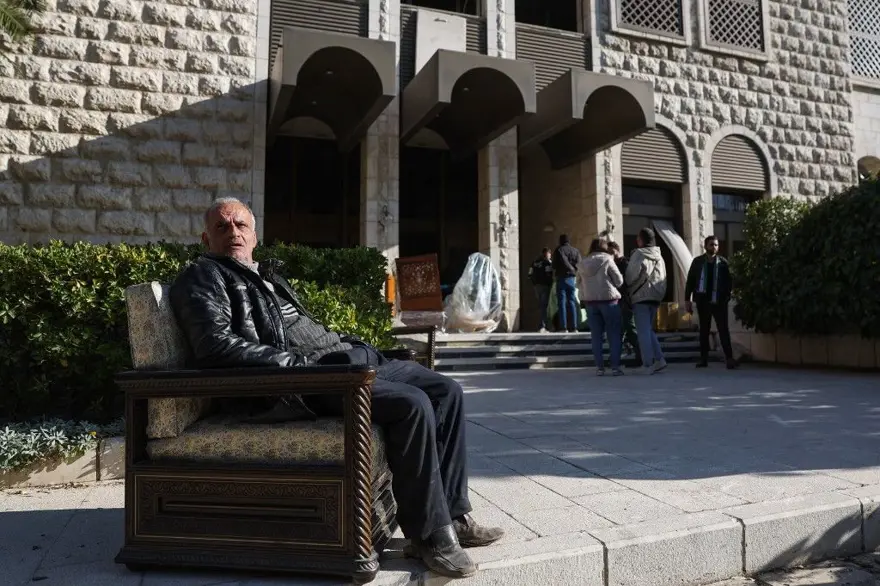 "YOKSULLUK İÇİNDE YAŞAMAMIZI İSTEDİLER" 4 "YOKSULLUK İÇİNDE YAŞAMAMIZI İSTEDİLER" 4