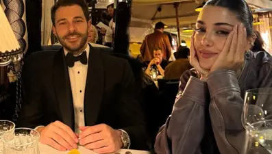 Hande Erçel ile Hakan Sabancı'dan mutluluk pozları