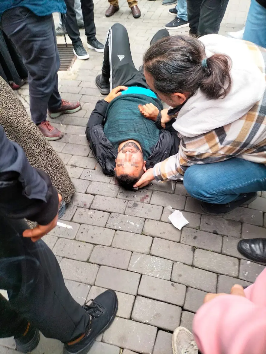 İki taraf arasında çıkan kavgada kan aktı: 3 yaralı 