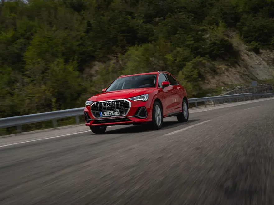 OTOMOBİL TESTİ: Tüm ayrıntılarıyla yenilenen Audi Q3 