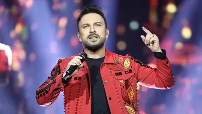 Tarkan Avrupa turnesine hız kesmeden devam ediyor