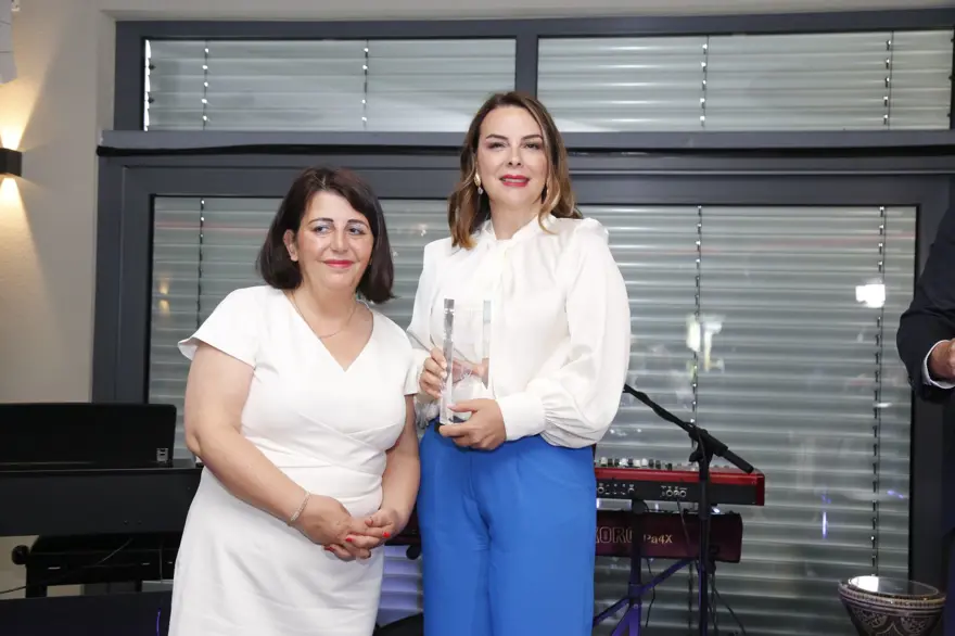 VEFA ÖDÜLÜ VERİLDİ 3