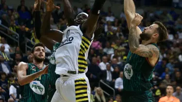 Fenerbahçe Beko yenilmezlik sersini sürdürdü