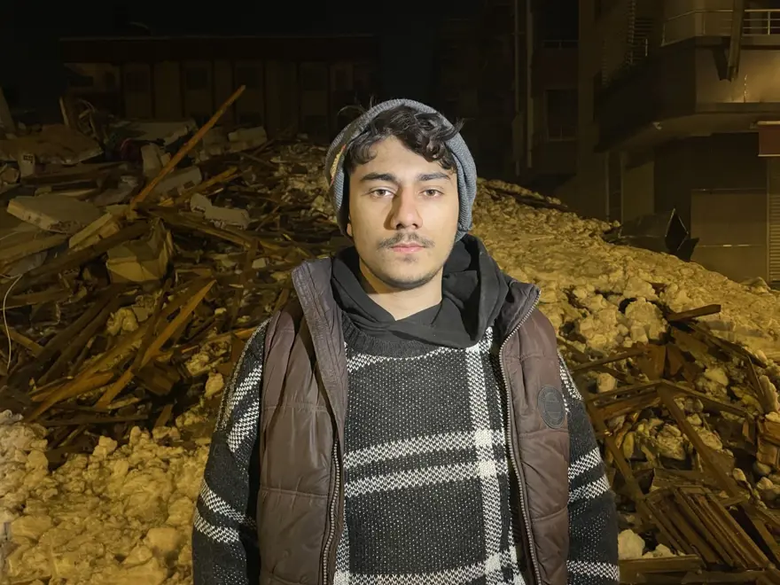 SOSYAL MEDYA PAYLAŞIMIYLA HAYATA TUTUNDU 92