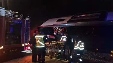 Festivalden dönen tur otobüsü kaza yaptı: 23 yaralı