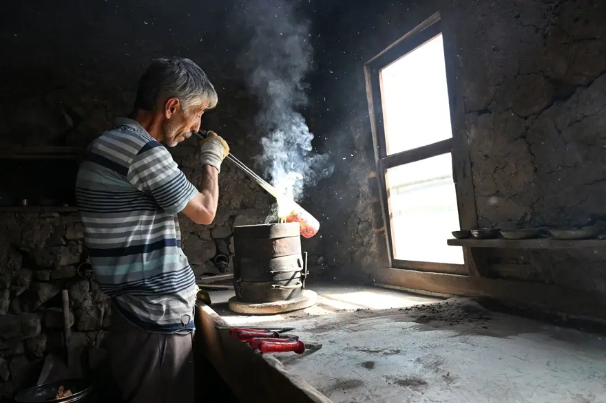 Gümüşhane'de üretiliyor, bir ilçenin geçim kapısı: Dünyaya yayılan melodi 2
