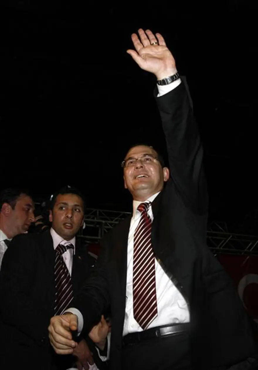 Demokrat Parti Kongresi 9