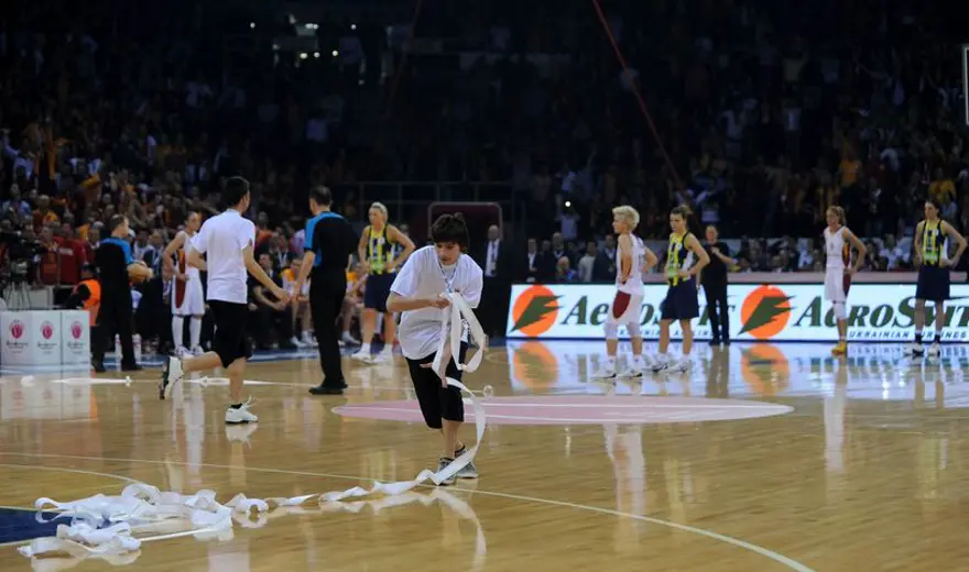 Fenerbahçe devam, Galatasaray MP tamam 18