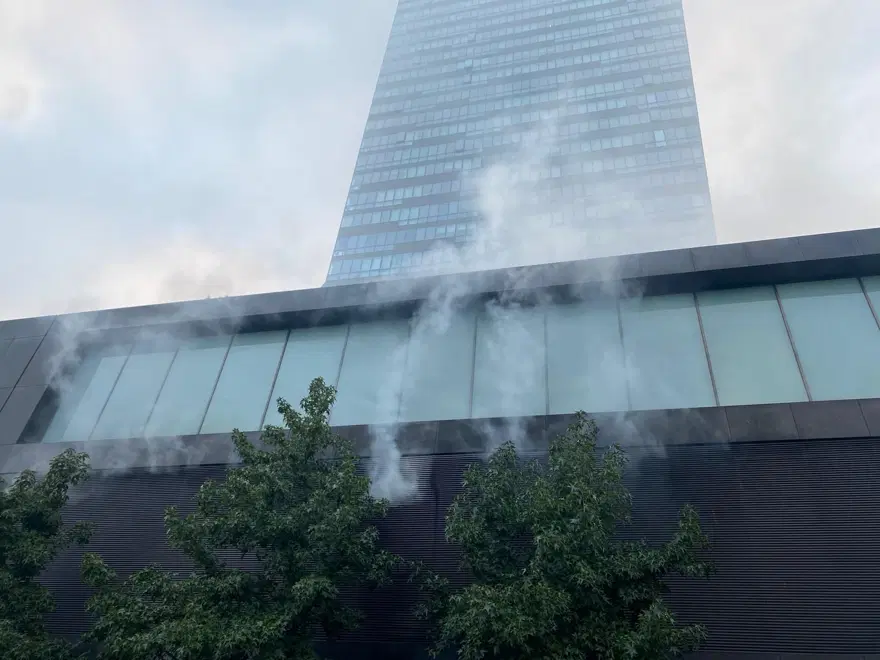 Şişli’de AVM yangını 3 Şişli’de AVM yangını 3