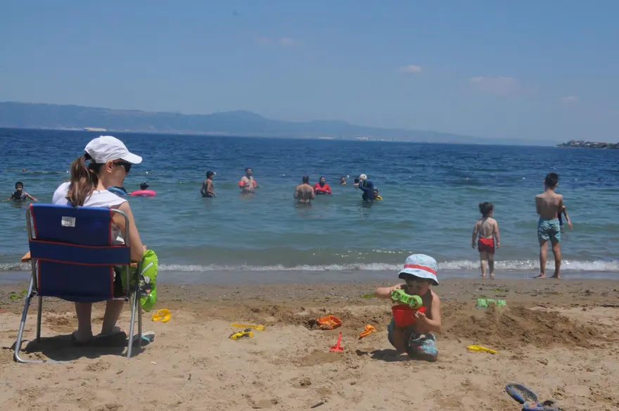 Plajlarda hafta sonu yoğunluğu 30 Plajlarda hafta sonu yoğunluğu 30