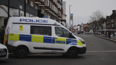 İngiltere'de İranlı gazeteci bıçaklandı