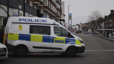 İngiltere'de İranlı gazeteci bıçaklandı