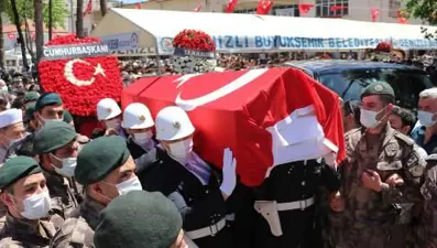 Şehit polis memuru Veli Kabalay, son yolculuğuna uğurlandı