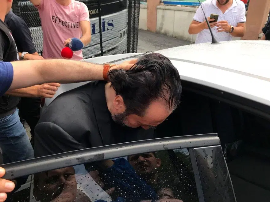 Adnan Oktar'ın dijital deposuna baskın 9