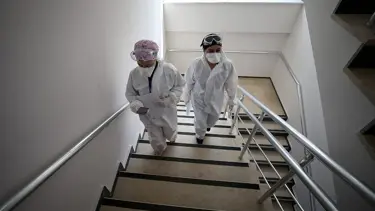 "15 yaşındaki kız, 30'dan fazla kişiye corona virüs bulaştırdı"