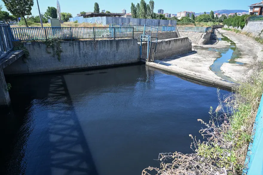 İstanbul'un derelerinden Marmara'ya ve Boğaz'a kirlilik akıyor 1
