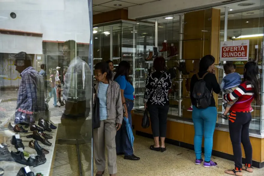Venezuela en değerli parasını tedavülden kaldırdı 1