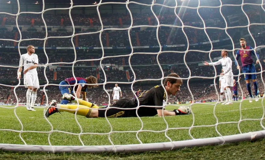'Real'de köstebek Casillas' 4