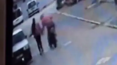 Genç kızı sokak ortasında taciz eden bisikletli sapık tutuklandı