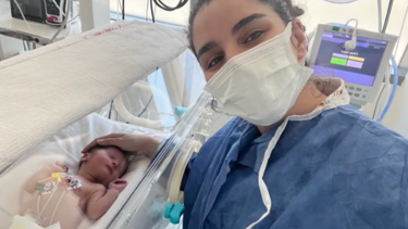 Anne karnında kalp yetmezliği teşhisi: "Çok korkutucuydu ama şanslıydık"