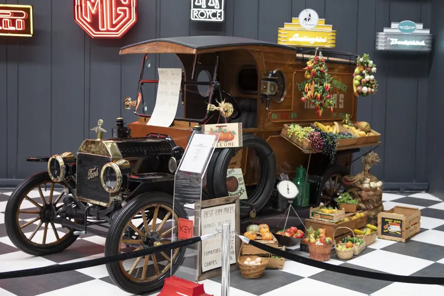 Klasik otomobil ve motosiklet müzesi Key Museum tarihe ışık tutuyor 20