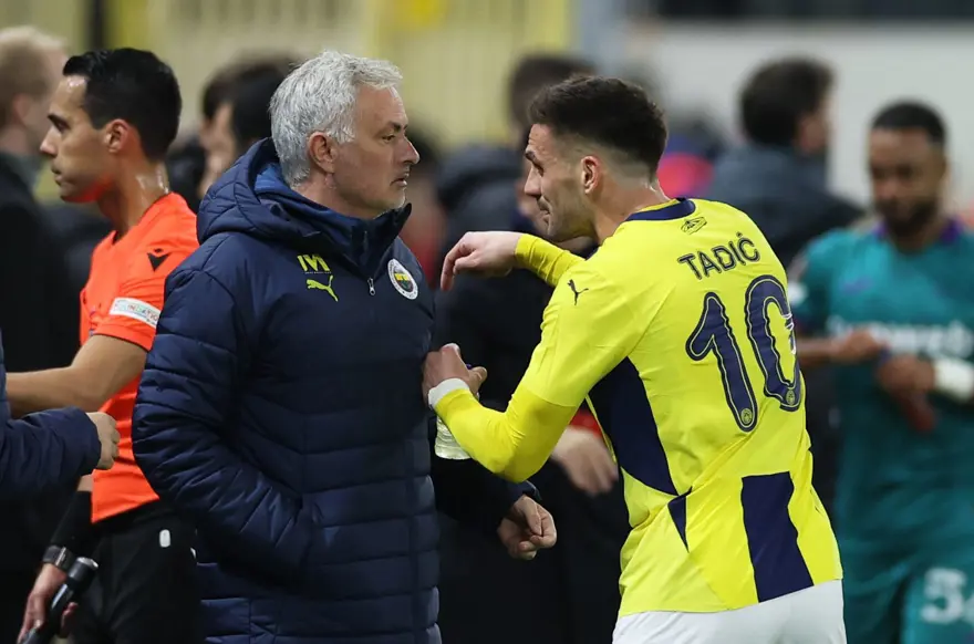 Jose Mourinho'dan yabancı hakem açıklaması: Bu karardan mutluyum! 1 Jose Mourinho'dan yabancı hakem açıklaması: Bu karardan mutluyum! 1