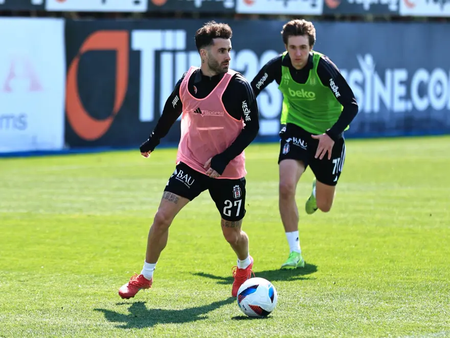 Rafa Silva, Galatasaray derbisinde oynayabilecek mi? Durumu belli oldu Rafa Silva, Galatasaray derbisinde oynayabilecek mi? Durumu belli oldu