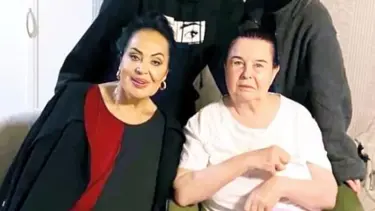 Türkan Şoray, hastanede tedavi gören Fatma Girik'i ziyaret etti