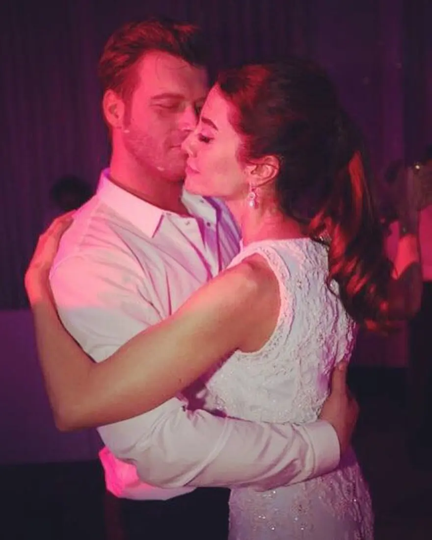 Kıvanç Tatlıtuğ'un dövmesi gündem oldu 