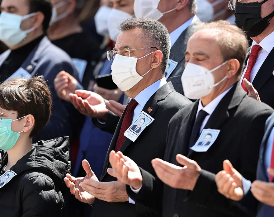 Eski Başbakan Yıldırım Akbulut'a veda 10