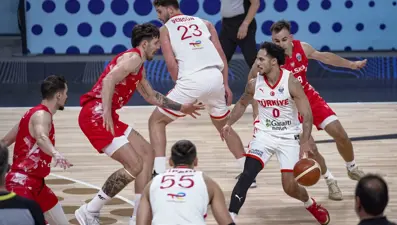 MSB'den 12 Dev Adam'a özel klip