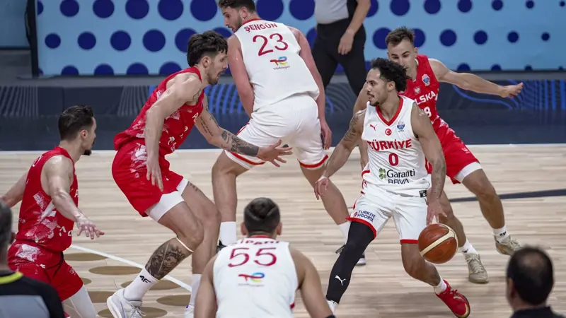 MSB'den 12 Dev Adam'a özel klip