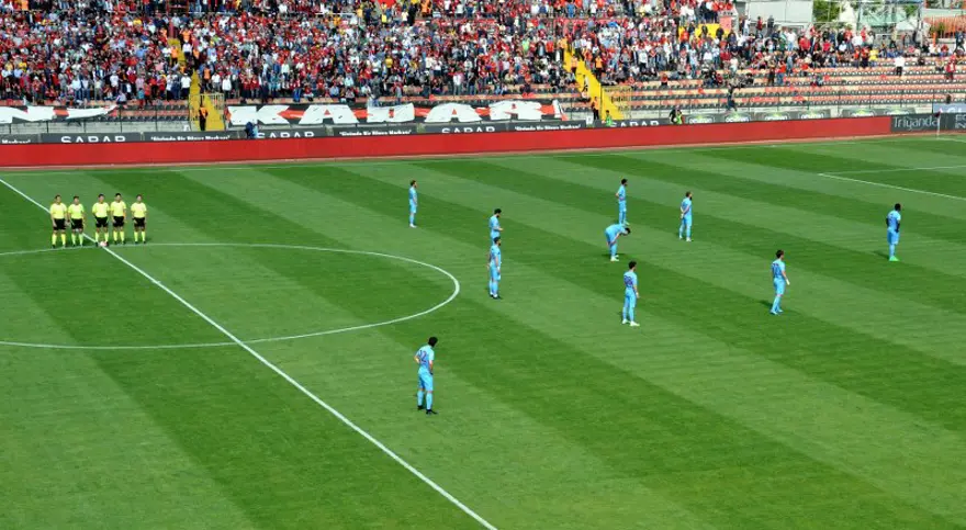 Trabzonsporlu oyuncular protestoyu protesto etti 4