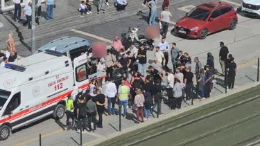 Karşıya geçmek istedi, motosiklet çarptı