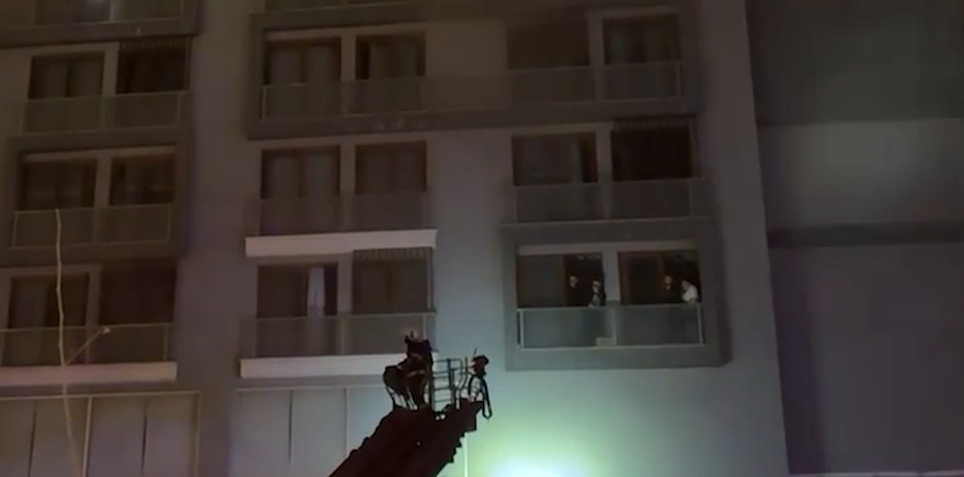 Denizli'de 7 katlı rezidansta yangın: 4 yıl önce de yangın çıkmış 1