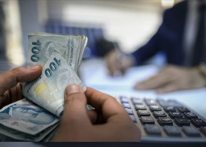 Memur ve emekli maaşı zammı 2025: 6 aylık enflasyon farkına göre en düşük memur maaşı ne kadar olur? (Memur ve emekli zammında son durum) 