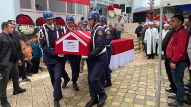 Şehit astsubay başçavuş son yolculuğuna uğurlandı