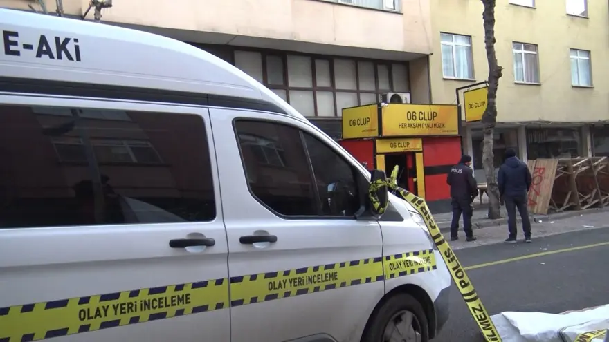 Avcılar'da gece kulübüne silahlı saldırı: 1 ölü 8