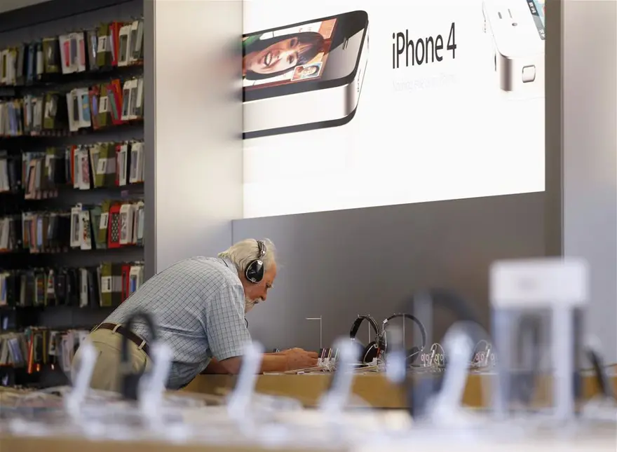 Apple'ı bir numara yaptı 67